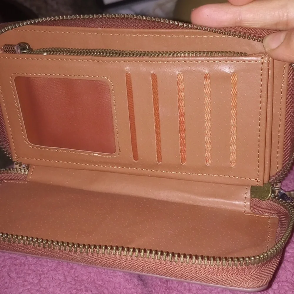 Hand wallet - Picture 3 of 4